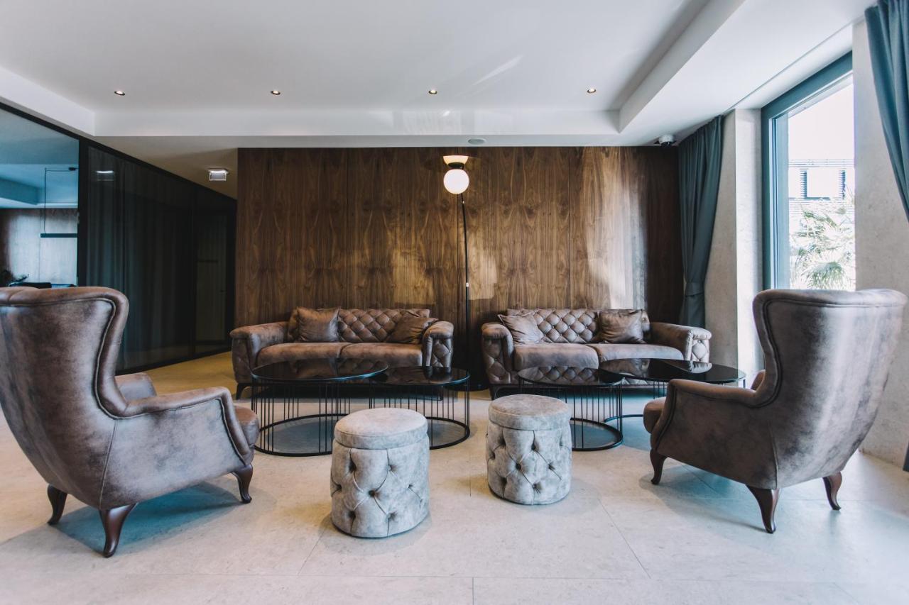 Hotel Batuda Сплит Экстерьер фото