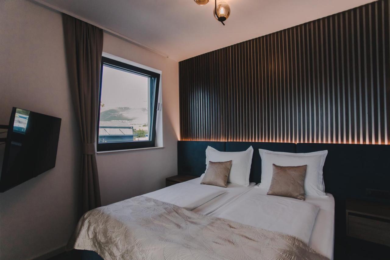 Hotel Batuda Сплит Экстерьер фото