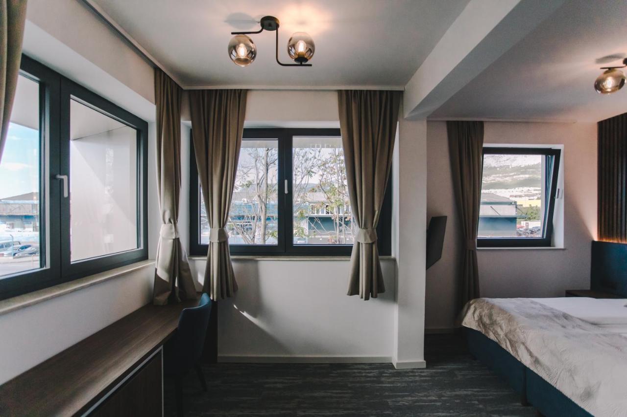 Hotel Batuda Сплит Экстерьер фото