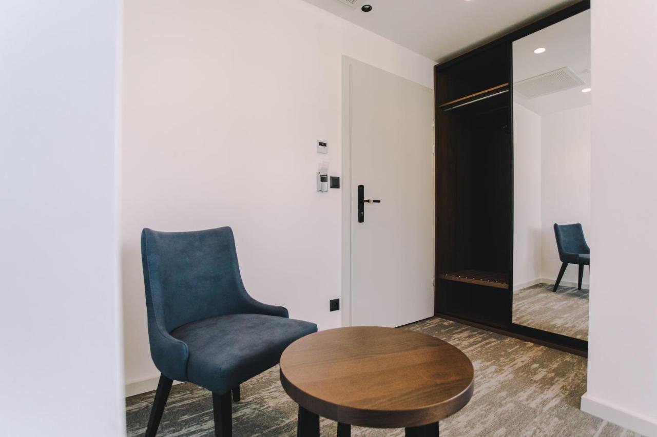 Hotel Batuda Сплит Экстерьер фото