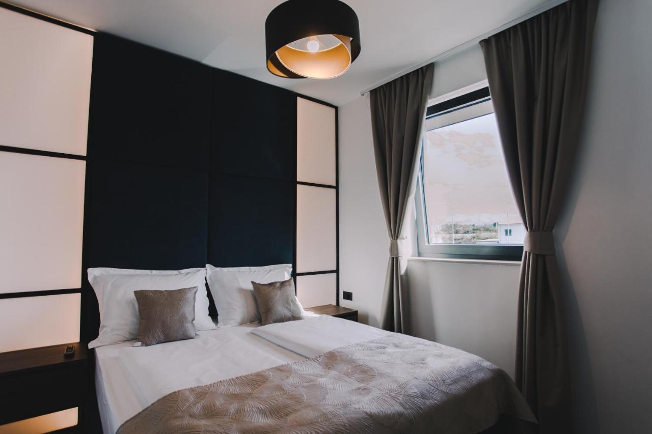 Hotel Batuda Сплит Экстерьер фото