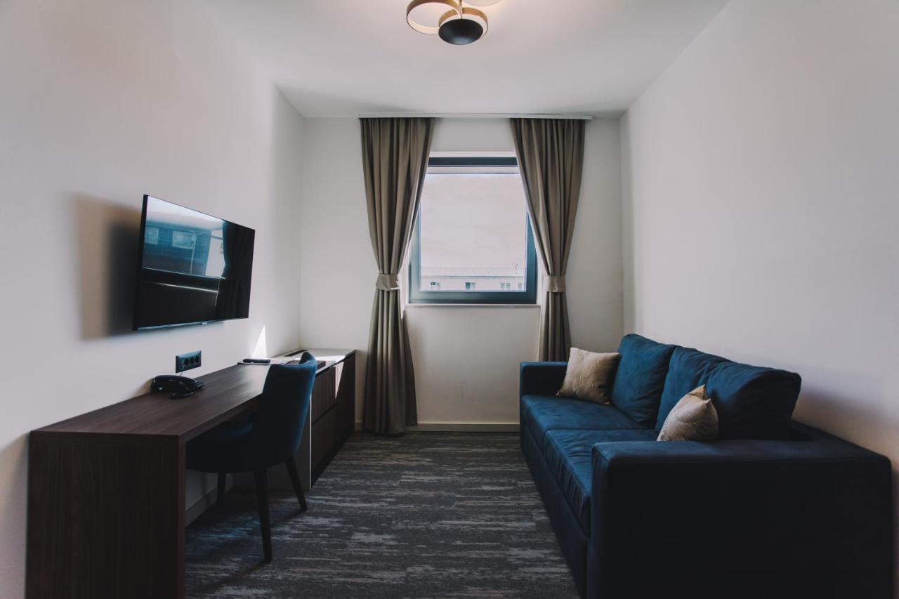 Hotel Batuda Сплит Экстерьер фото